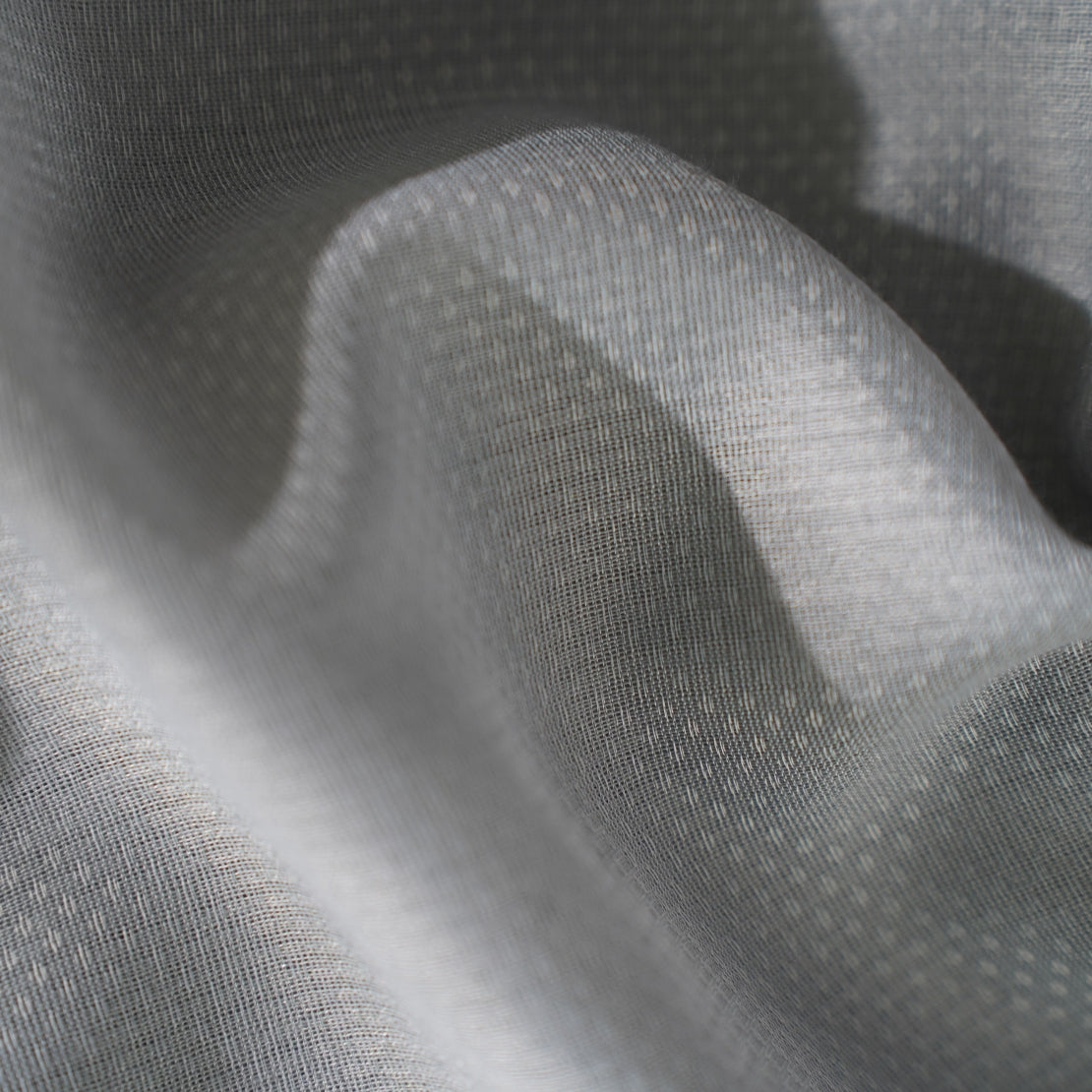 Devine Victoria Mirage Gray